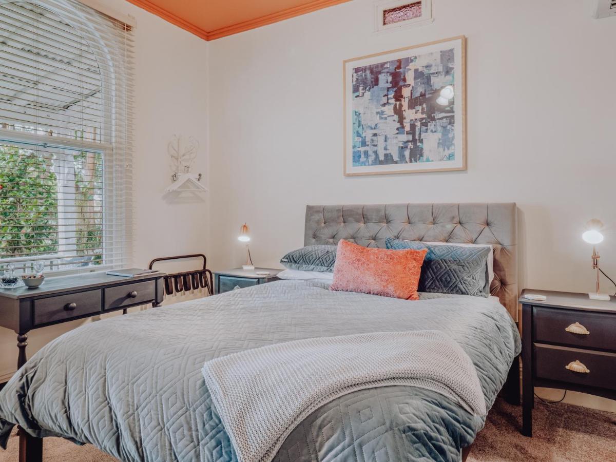Готель Genesta House Каус Екстер'єр фото